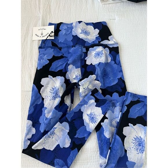 New Electric & Rose Sunset Ankle Legging Blue Floral - Picture 5 of 5